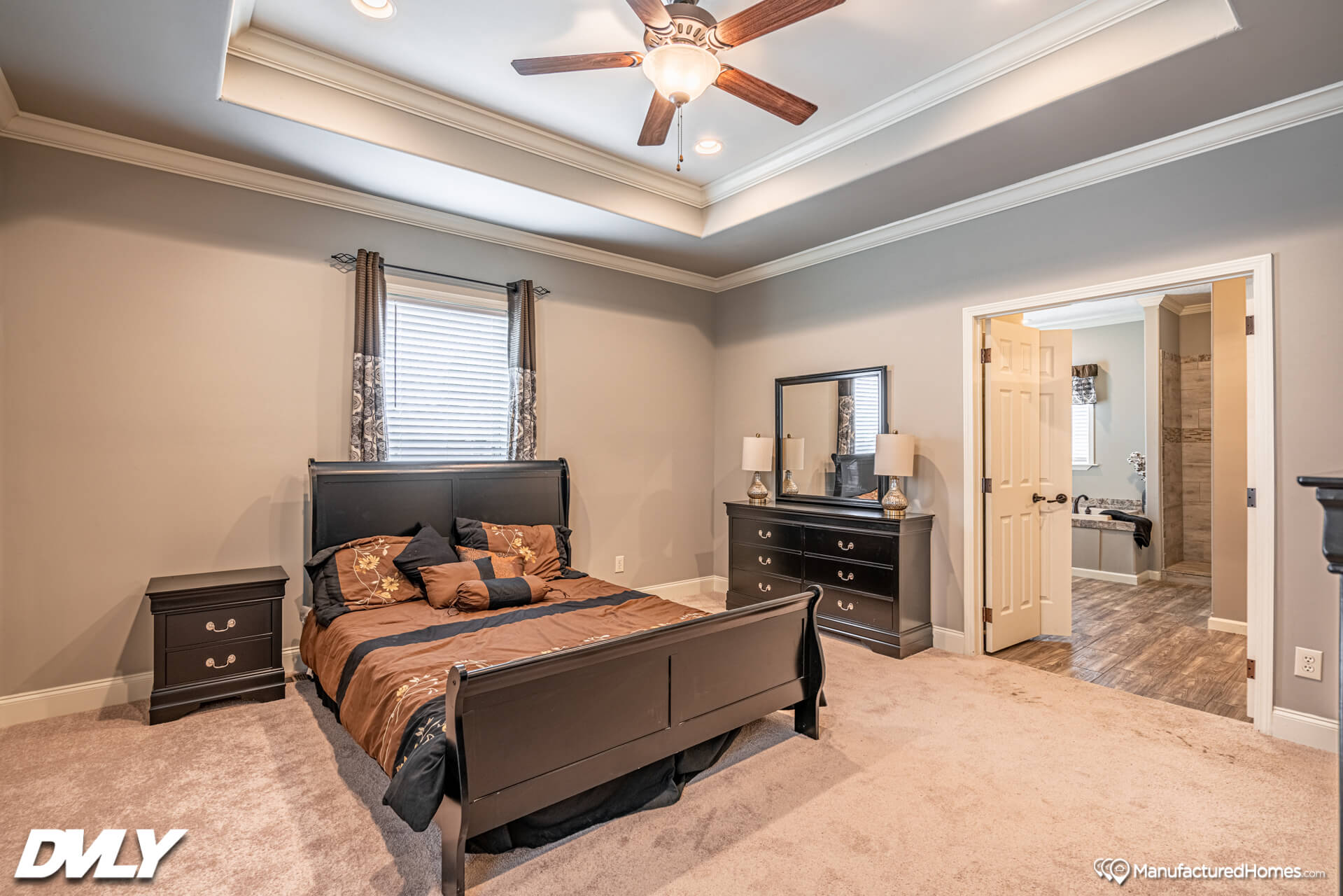 Deer Valley Series Briarritz DVT-7204B - C & G Mobile Homes